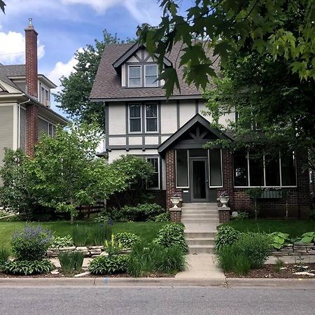 Your Urban Retreat Villa Minneapolis Exterior photo