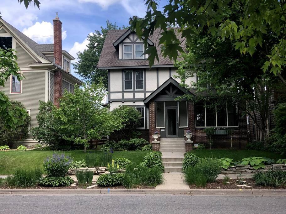 Your Urban Retreat Villa Minneapolis Exterior photo